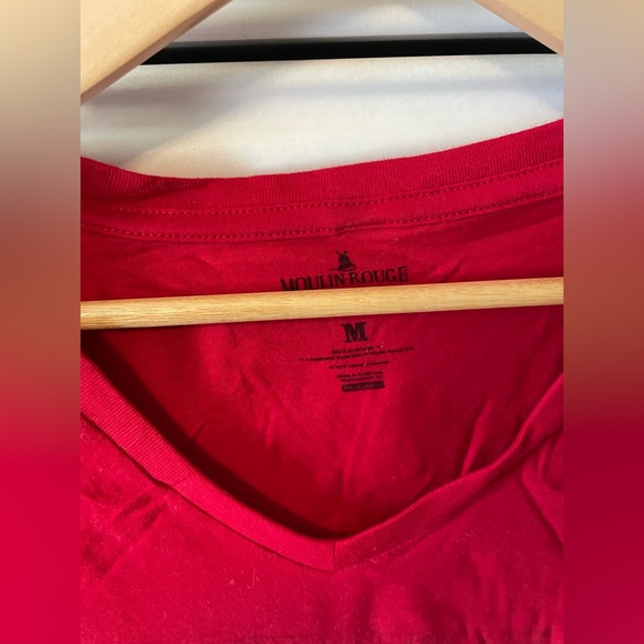 Moulin Rouge Broadway T-shirt, Brand New - Picture 4 of 5